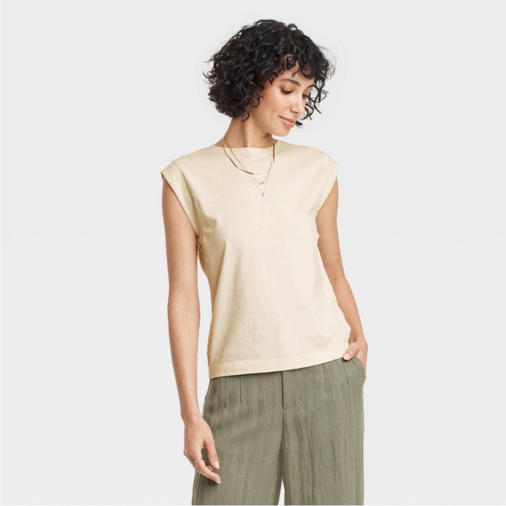 a new day Cream Tee